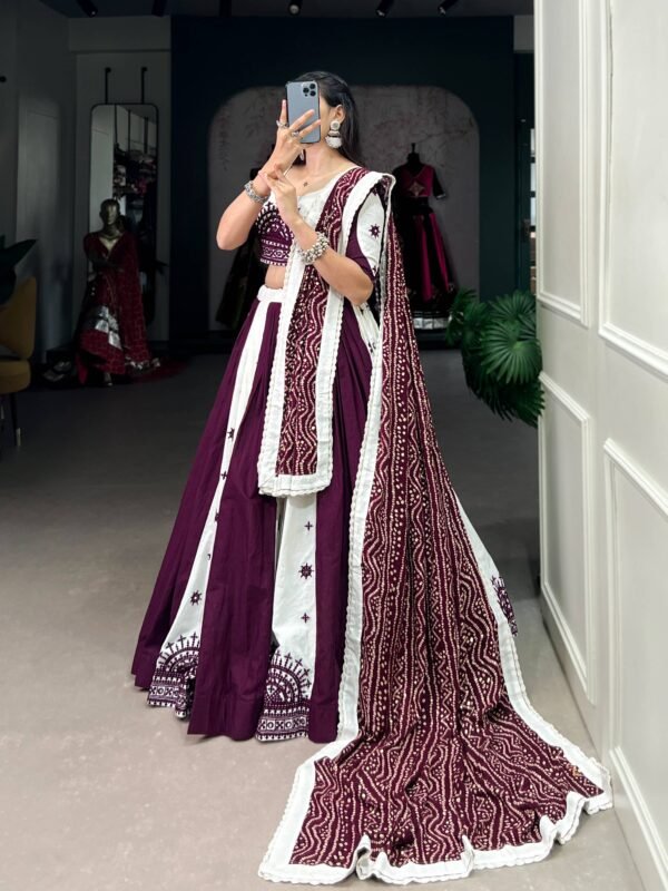 Zohra Zaariya Lehenga Choli - Image 5