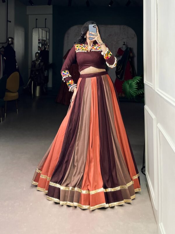 Jashn Jhalak Lehenga Choli - Image 5