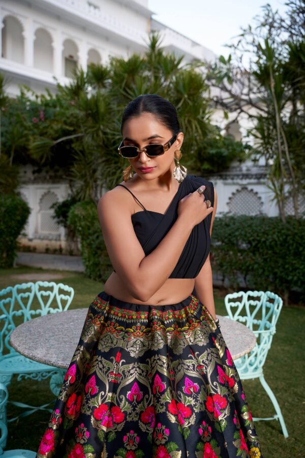 Festive Flirt Co-Ord Set - Image 3