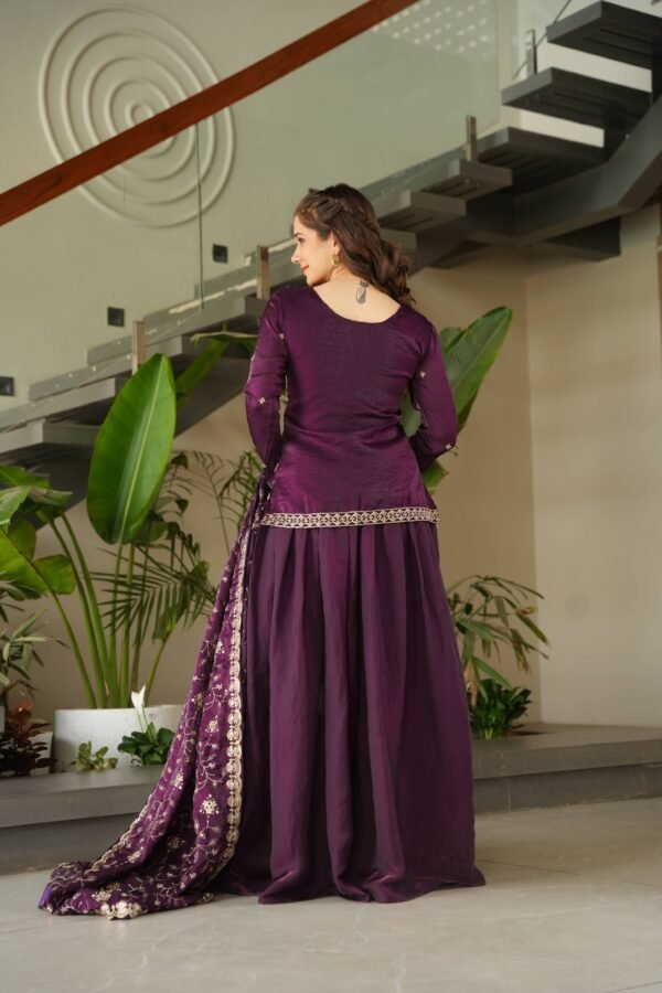Queen’s Aura Gown - Image 4