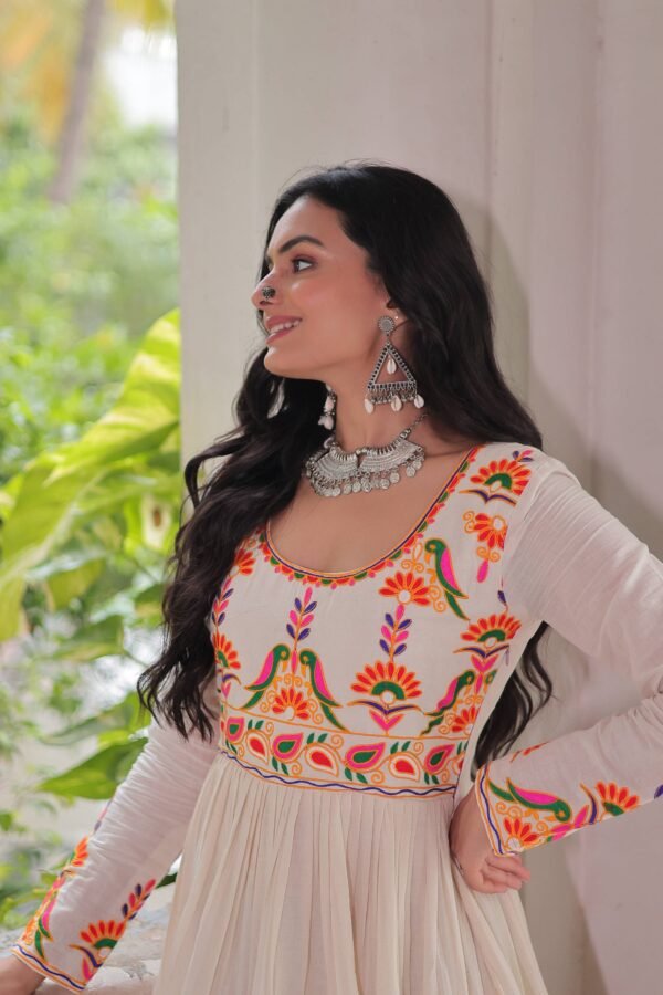 Ruhaniyya Gown Set - Image 3