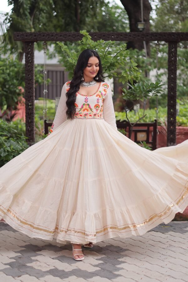 Ruhaniyya Gown Set - Image 6
